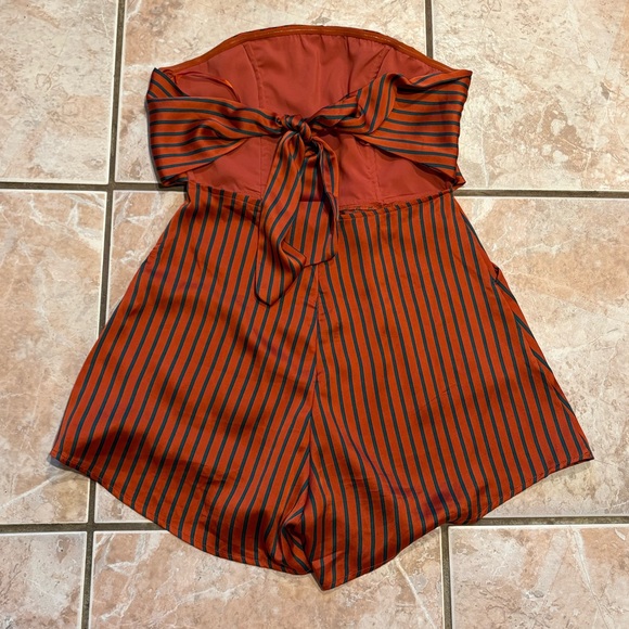 retro pin up strapless tie back romper nautical piratecore christmas colours - Picture 2 of 6